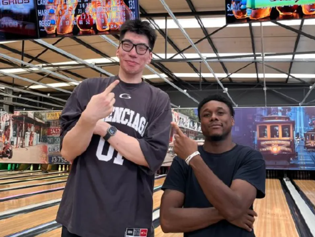 首秀贡献7分8篮板！余嘉豪坦言很辛苦，第一节就喘不上气