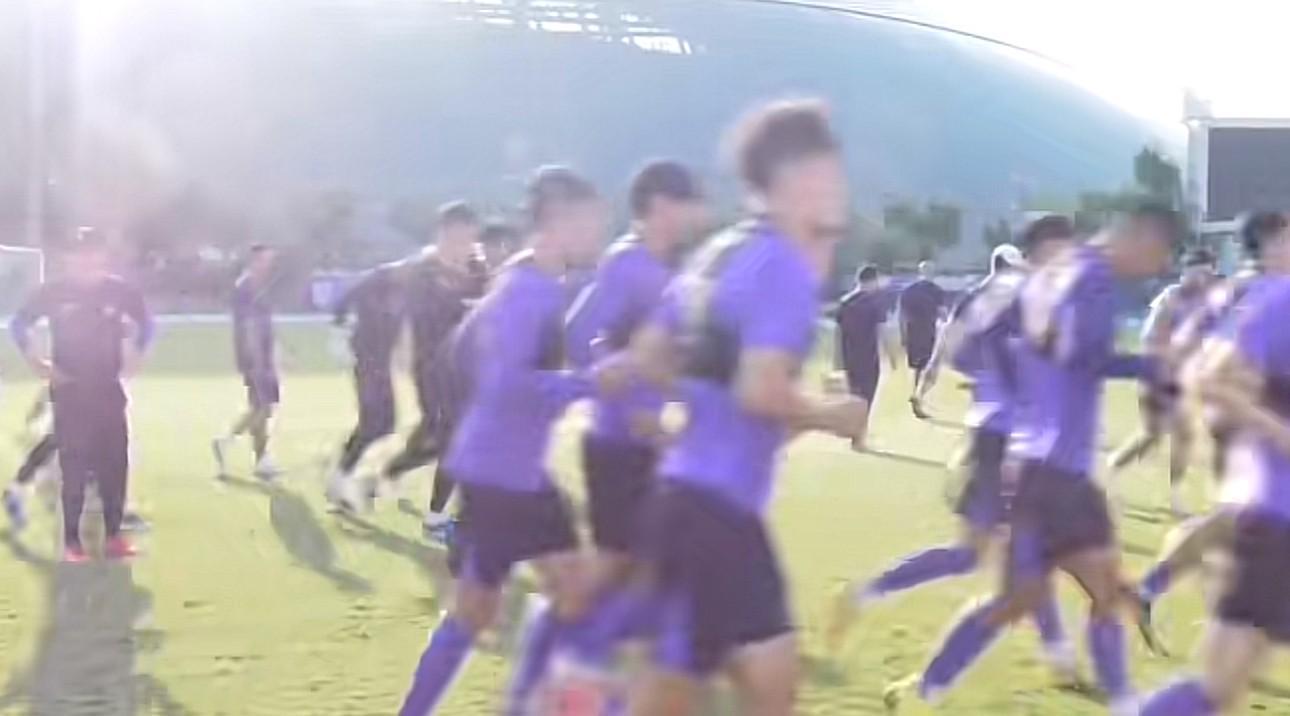 开云体育网址-津媒：津门虎伤病情况明显好转，方镜淇和石炎已随队参加合练