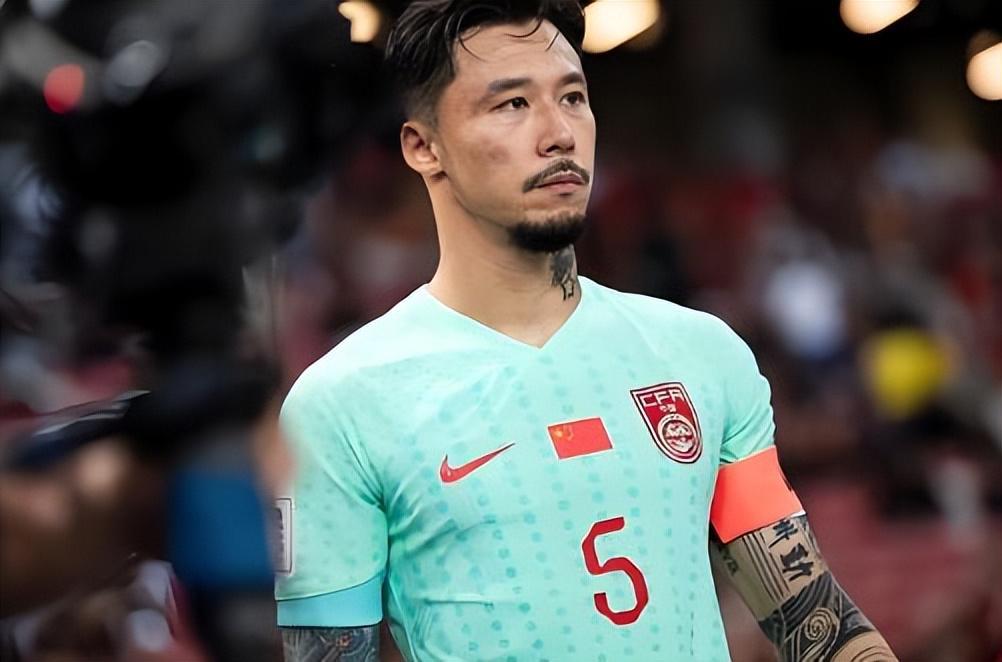 开云体育官网-明天已跟着上港冬训，为何网传津门虎还想让他回来，原因找到了