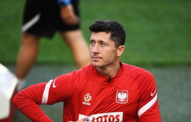 开云体育网址-【前瞻】波兰死磕西班牙 为奇迹1分祈祷莱万复苏